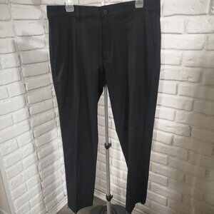 Ben Hogan Men's Size 32/30 Black Lightweight Zipper & Button Closure Golf Pants